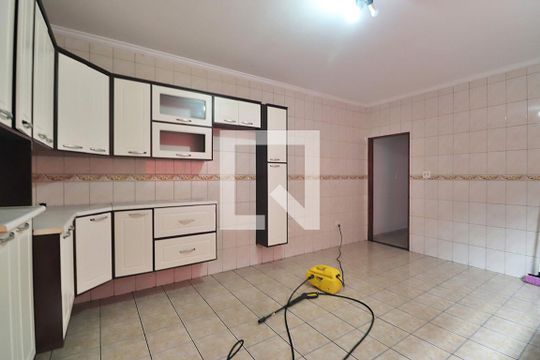 Cozinha de casa à venda com 3 quartos, 300m² em Vila Palmares, Santo André
