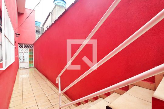 Quintal de casa à venda com 3 quartos, 300m² em Vila Palmares, Santo André