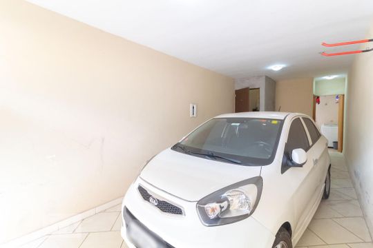 Garagem de casa de condomínio à venda com 2 quartos, 101m² em Vila Santa Teresa (zona Leste), São Paulo