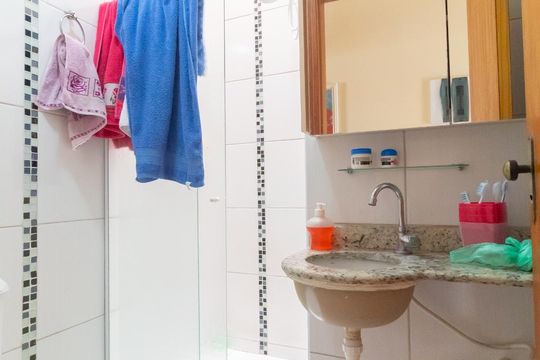 Banheiro 1 de casa de condomínio à venda com 2 quartos, 101m² em Vila Santa Teresa (zona Leste), São Paulo