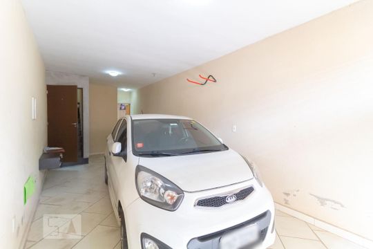 Garagem de casa de condomínio à venda com 2 quartos, 101m² em Vila Santa Teresa (zona Leste), São Paulo