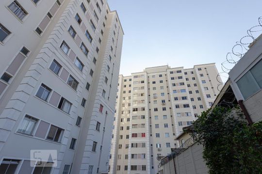 Fachada do bloco de apartamento à venda com 2 quartos, 60m² em Castelo, Belo Horizonte