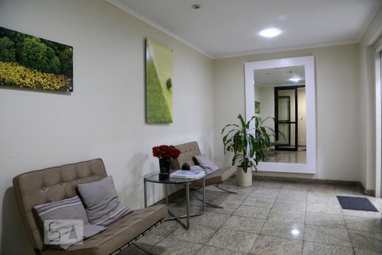 Hall social de apartamento para alugar com 4 quartos, 256m² em Real Parque, São Paulo