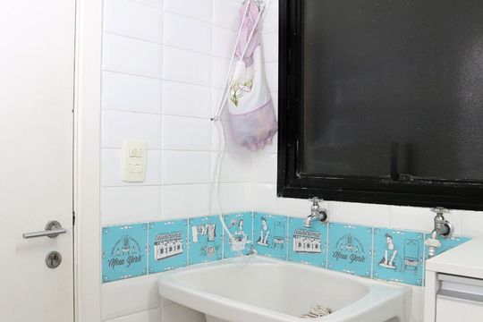 Área de Serviço de apartamento para alugar com 4 quartos, 256m² em Real Parque, São Paulo