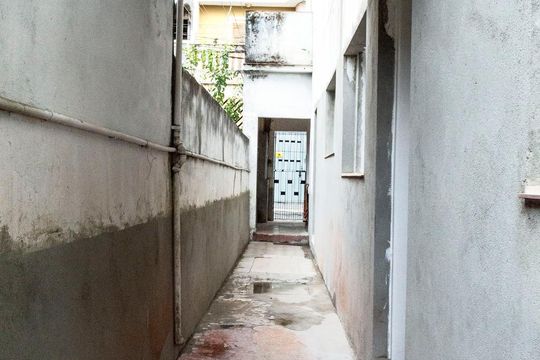 Corredor externo de casa para alugar com 1 quarto, 70m² em Vila Bandeirantes, São Paulo