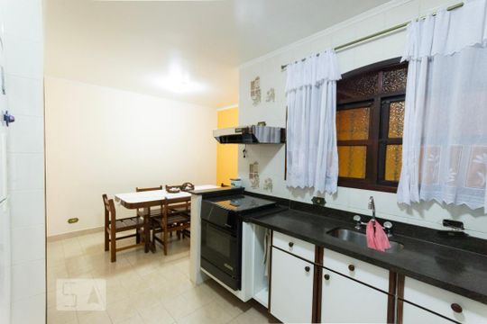 Cozinha de casa à venda com 3 quartos, 230m² em Dos Casa, São Bernardo do Campo