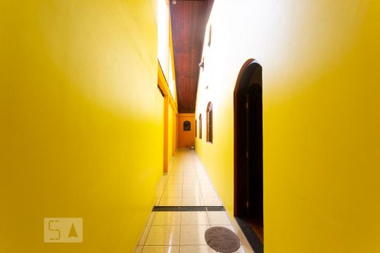 Corredor de casa à venda com 3 quartos, 230m² em Dos Casa, São Bernardo do Campo