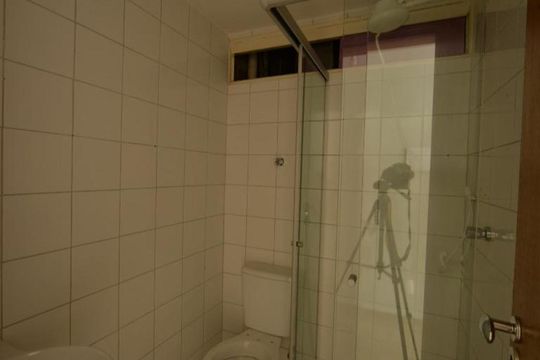 Banheiro de apartamento para alugar com 1 quarto, 28m² em Asa Norte, Brasília