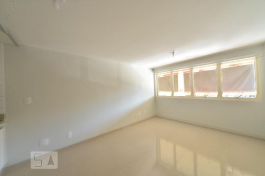 Sala de apartamento para alugar com 1 quarto, 28m² em Asa Norte, Brasília