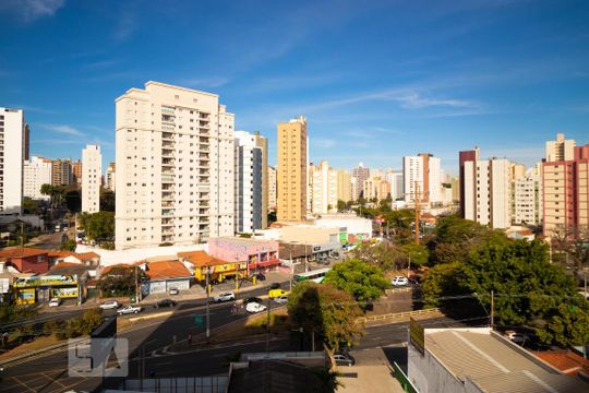 Vista da Suíte de apartamento para alugar com 3 quartos, 85m² em Guanabara, Campinas