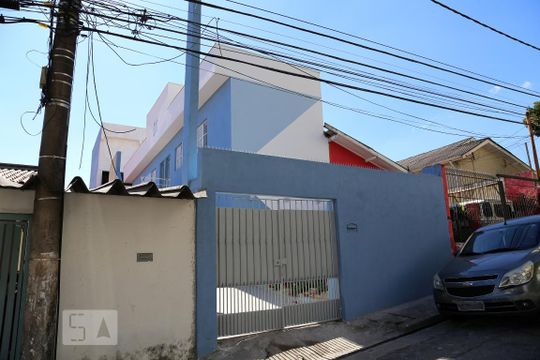 Fachada de casa para alugar com 1 quarto, 24m² em Jardim Monte Kemel, São Paulo