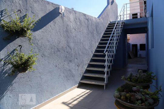 Área Externa de casa para alugar com 1 quarto, 24m² em Jardim Monte Kemel, São Paulo