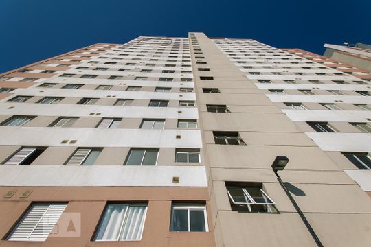 Fachada de apartamento para alugar com 1 quarto, 33m² em Cambuci, São Paulo