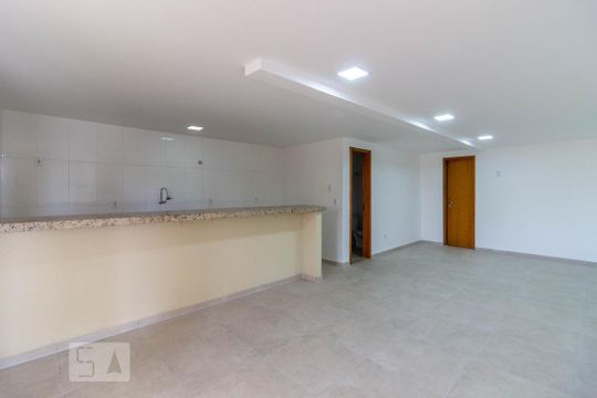 Salão de Festas de apartamento para alugar com 2 quartos, 70m² em Vila Valqueire, Rio de Janeiro