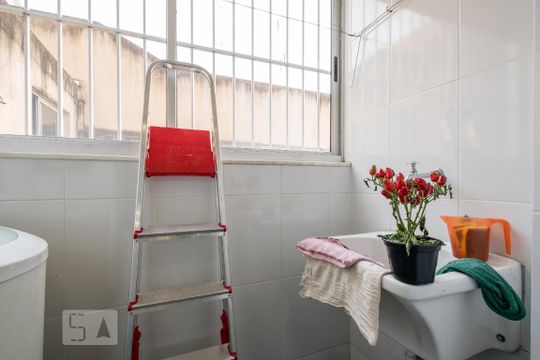 Área de Serviço de apartamento para alugar com 3 quartos, 60m² em Liberdade, Belo Horizonte