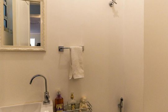 Lavabo de apartamento à venda com 2 quartos, 107m² em Jardim Paulista, São Paulo