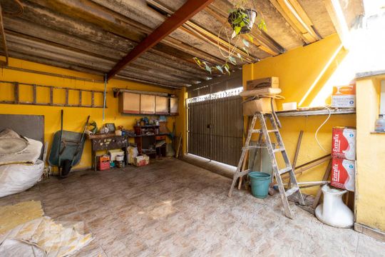 Garagem de casa à venda com 2 quartos, 220m² em Vila Santa Catarina, São Paulo