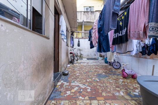 Quintal de casa à venda com 2 quartos, 220m² em Vila Santa Catarina, São Paulo