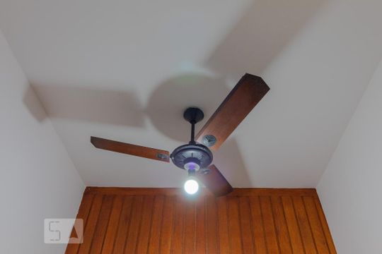 Detalhe da Entrada - Ventilador de Teto de apartamento para alugar com 1 quarto, 46m² em Copacabana, Rio de Janeiro