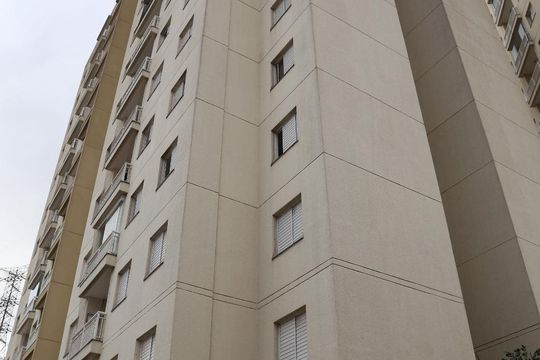 Fachada de apartamento para alugar com 2 quartos, 62m² em Jardim Caner, Taboão da Serra