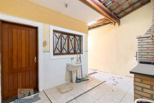 Área de serviço e churrasqueira de casa à venda com 3 quartos, 135m² em Vila Fátima, Guarulhos