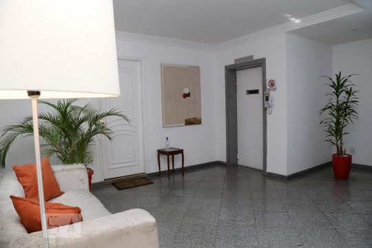 Hall social de apartamento à venda com 3 quartos, 99m² em Vila Andrade, São Paulo