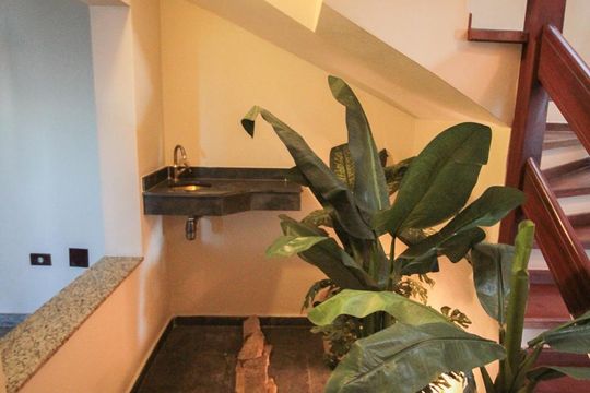 Detalhe de casa à venda com 4 quartos, 280m² em Vila Ester (zona Norte), São Paulo
