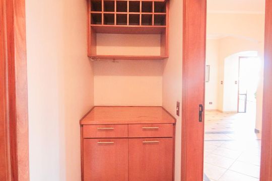 Corredor de casa à venda com 4 quartos, 280m² em Vila Ester (zona Norte), São Paulo
