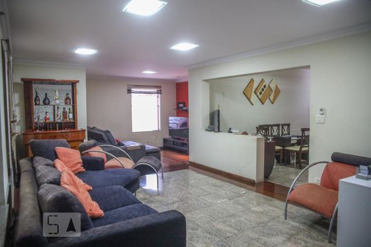 Casa à venda com 3 quartos, 320m² em Boa Vista, São Caetano do Sul