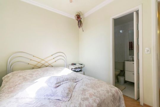 Suíte de apartamento à venda com 3 quartos, 70m² em Vila Gomes Cardim, São Paulo