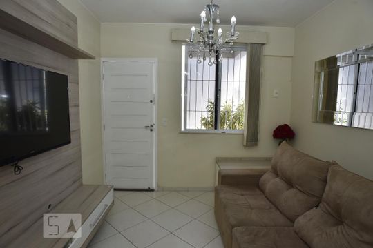 Sala de casa de condomínio à venda com 3 quartos, 100m² em Tanque, Rio de Janeiro