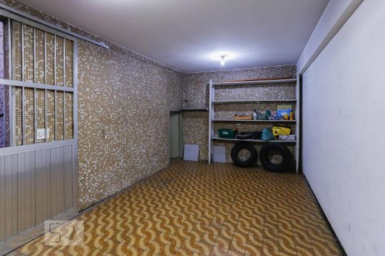Garagem 2 de casa para alugar com 4 quartos, 520m² em Lapa, São Paulo