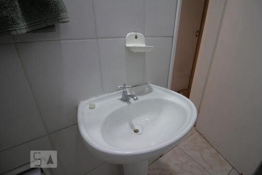 Pia de casa de condomínio à venda com 3 quartos, 78m² em Jardim Taboão, São Paulo