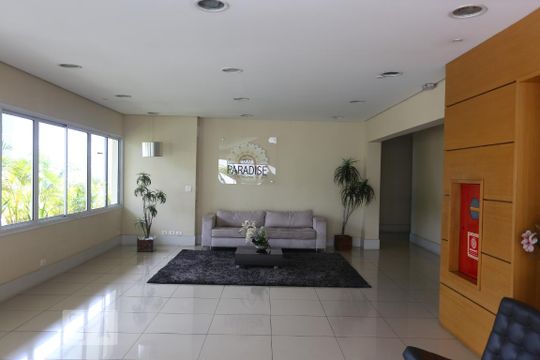 Hall de entrada de apartamento para alugar com 3 quartos, 75m² em Centro, Osasco