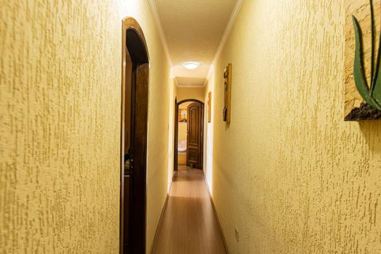 Corredor de casa à venda com 3 quartos, 211m² em Vila Matilde, São Paulo