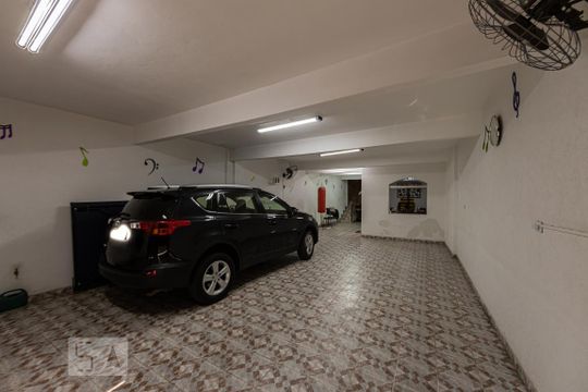 Garagem de casa à venda com 3 quartos, 211m² em Vila Matilde, São Paulo