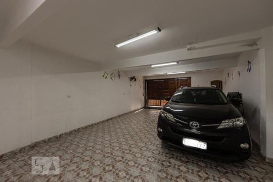 Garagem de casa à venda com 3 quartos, 211m² em Vila Matilde, São Paulo