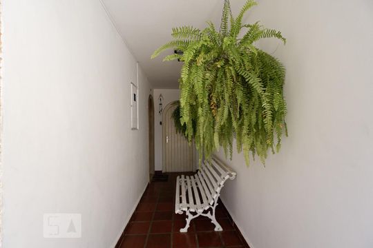 Hall de Entrada de casa à venda com 3 quartos, 180m² em Vila Anglo Brasileira, São Paulo