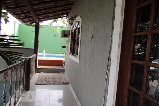 Varanda de casa à venda com 3 quartos, 240m² em Curicica, Rio de Janeiro