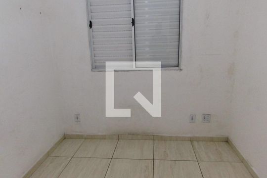 Quarto 2 de apartamento para alugar com 2 quartos, 46m² em Parque Pinheiros, São Paulo