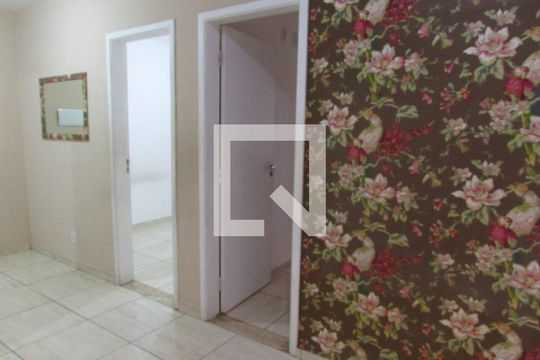 Sala de apartamento para alugar com 2 quartos, 46m² em Parque Pinheiros, São Paulo