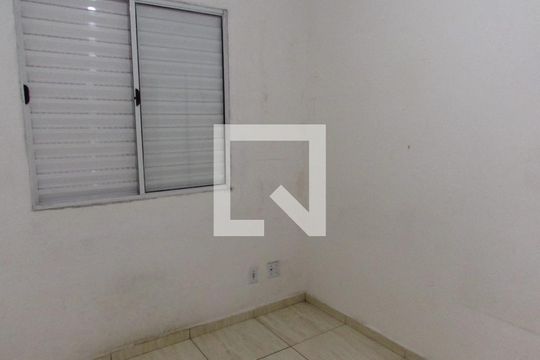 Quarto 2 de apartamento para alugar com 2 quartos, 46m² em Parque Pinheiros, São Paulo