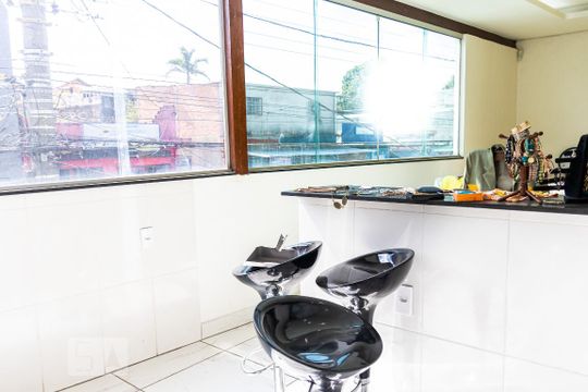 Cozinha de apartamento à venda com 3 quartos, 140m² em Vila Perola, Contagem