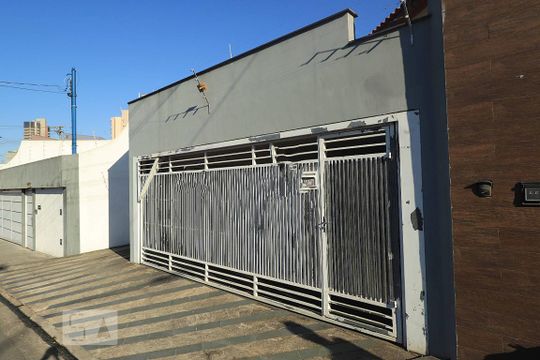 Fachada de casa para alugar com 5 quartos, 296m² em Jardim, Santo André