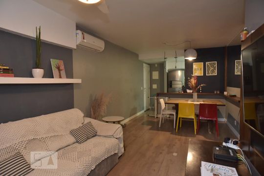 Sala de apartamento à venda com 4 quartos, 88m² em Jacarepaguá, Rio de Janeiro