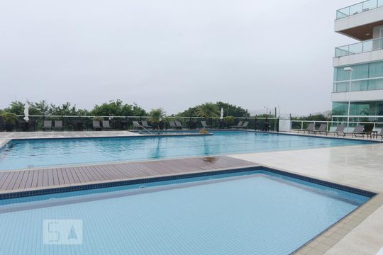 Área comum - Piscina de apartamento para alugar com 2 quartos, 105m² em Santinho, Florianópolis