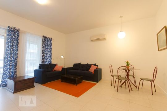 Apartamento para alugar com 2 quartos, 105m² em Santinho, Florianópolis