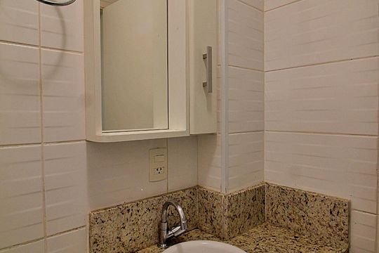 Banheiro Social de apartamento para alugar com 2 quartos, 82m² em Campestre, Santo André
