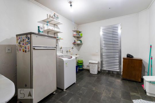 Área de serviço de casa à venda com 6 quartos, 245m² em Ipiranga, São Paulo