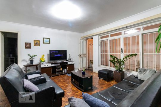 Casa à venda com 6 quartos, 245m² em Ipiranga, São Paulo